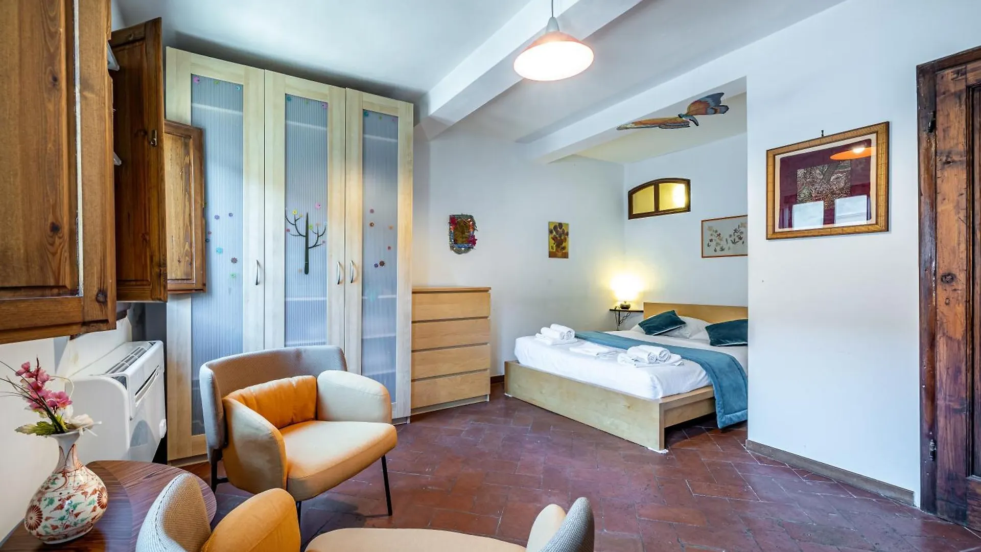 Roommo Viola Florence