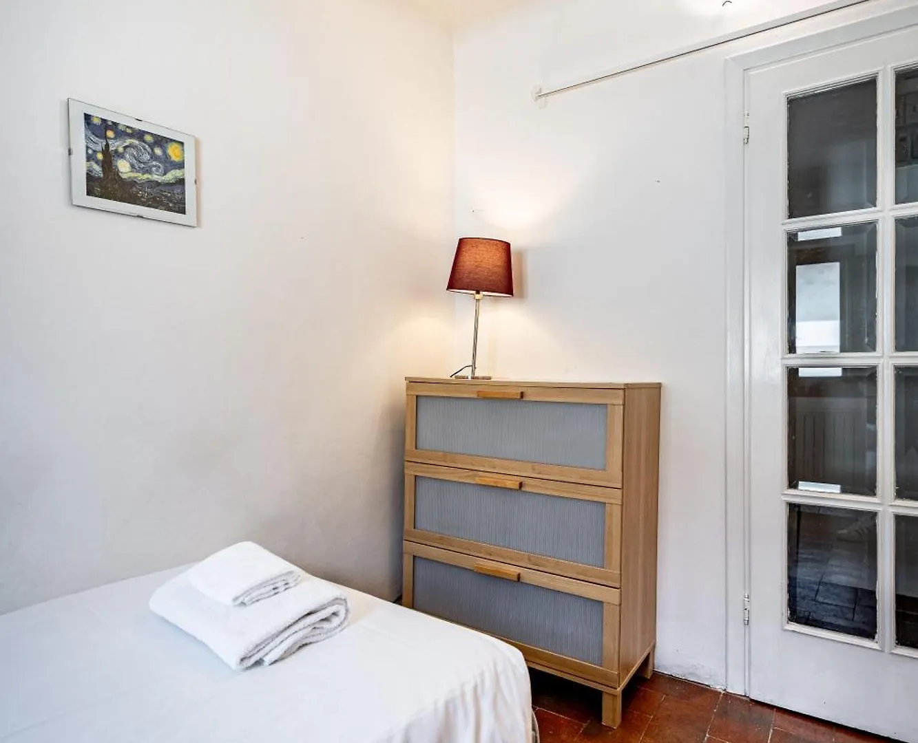 Roommo Viola Florence 0*,  Italië